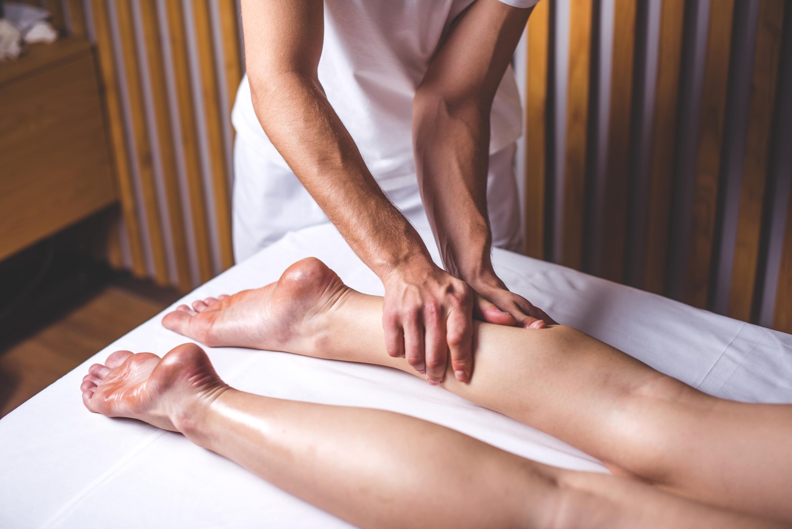 Read more about the article Lymphatic drainage massage