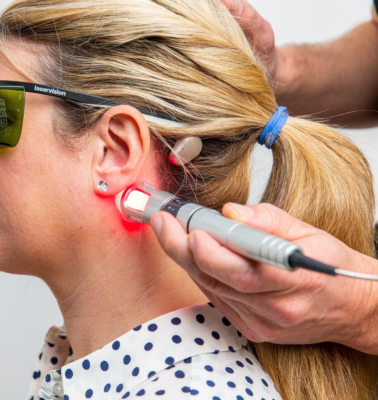 Read more about the article Exploring the Healing Power of Therapeutic Laser and Photobiomodulation